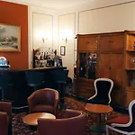 Hotel Western
