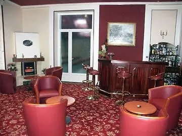 Western Hotel Tours